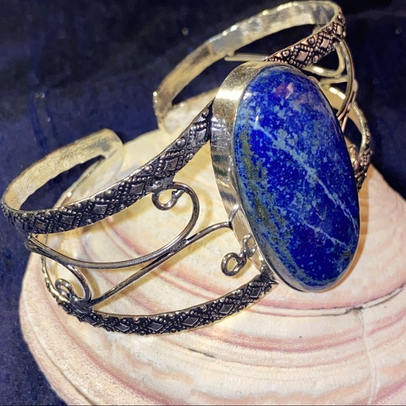 Lapis Lazuli Natural Gemstone handmade cuff - Picture 3 of 7